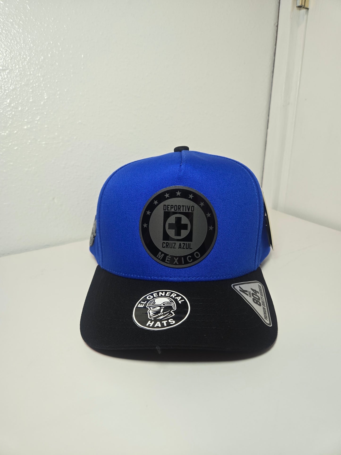 Gorra del Azul, Custom Azul Hat