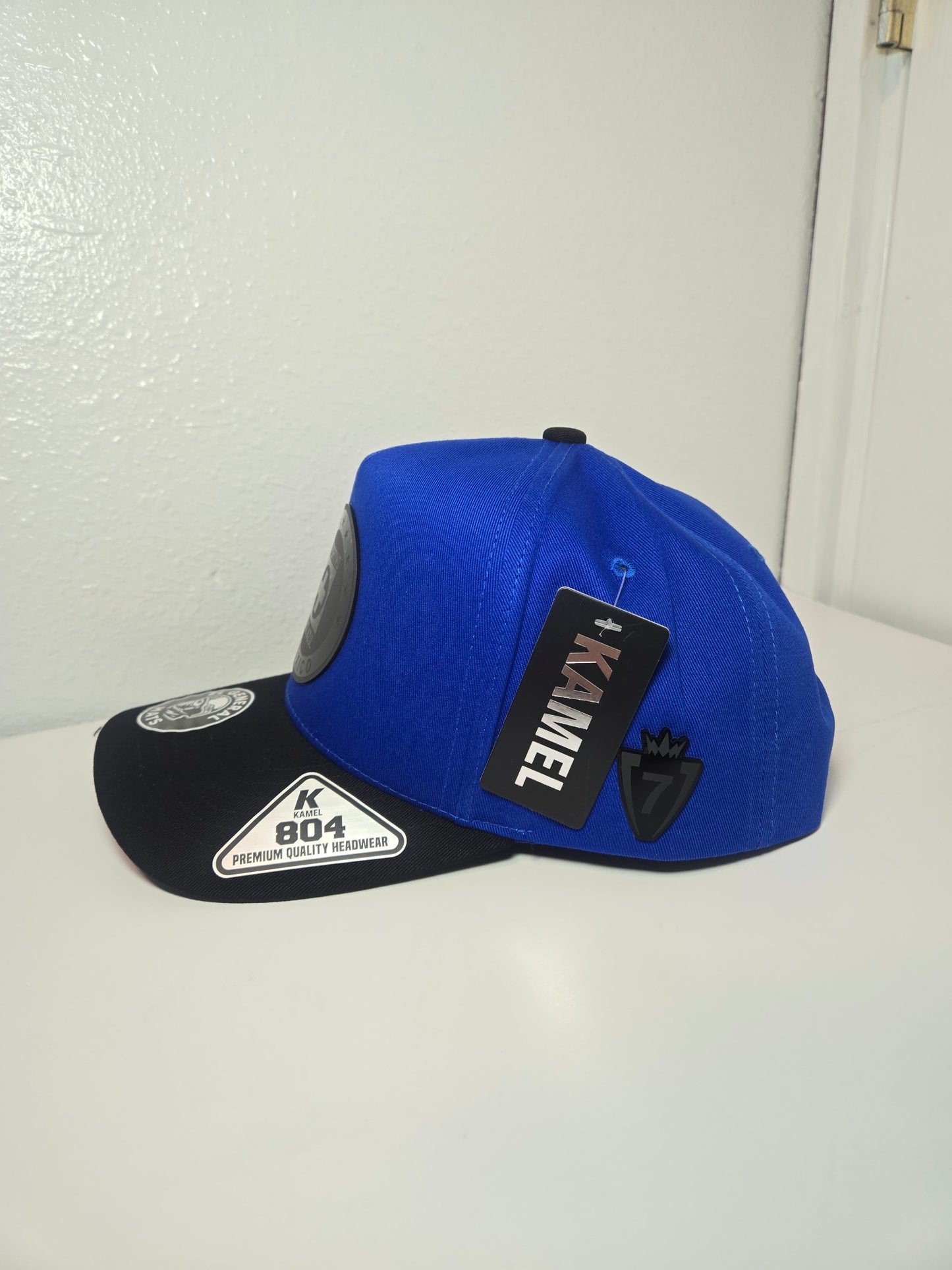 Gorra del Azul, Custom Azul Hat